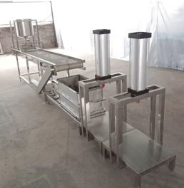 全自動豆制品機(jī)械給我們帶來了很多好處